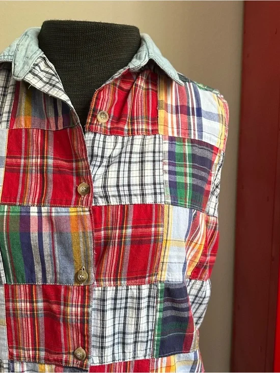 90’sCasey & Max Women's Patchwork Plaid Sleeveless Button Tank with Denim Collar - Picture 3 of 7